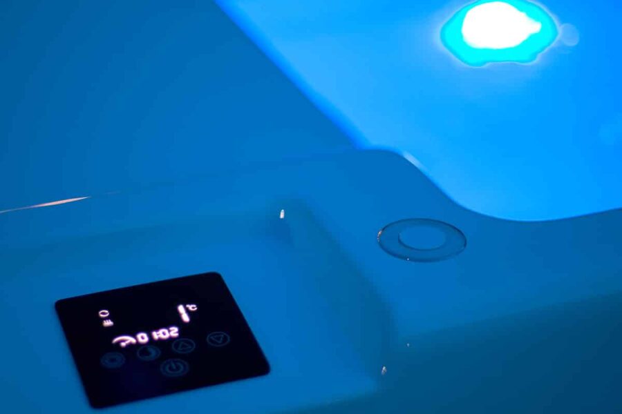 wellis Iceland cold plunge tub computer by night